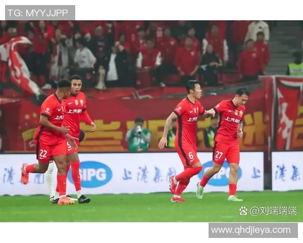 武磊赛场爆发小插曲,裁判如何处理? 武磊赛场爆发小插曲,裁判如何处理?