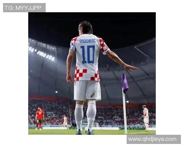 以数据全面对比评析莫德里奇本赛季与历史对手争夺金球奖实力可行性与挑战 以数据全面对比评析莫德里奇本赛季与历史对手争夺金球奖实力可行性与挑战