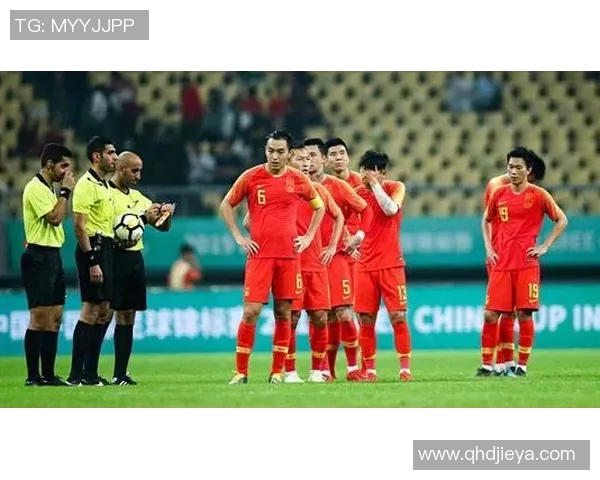 关键球员转会对足球联赛阵容构建及竞争力提升的深远影响分析